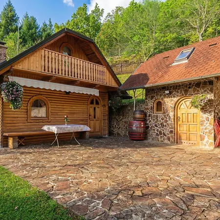 Rudnica Hill With Private Garden - Happy 포드체트르테크