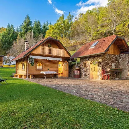 샬레 Rudnica Hill With Private Garden - Happy