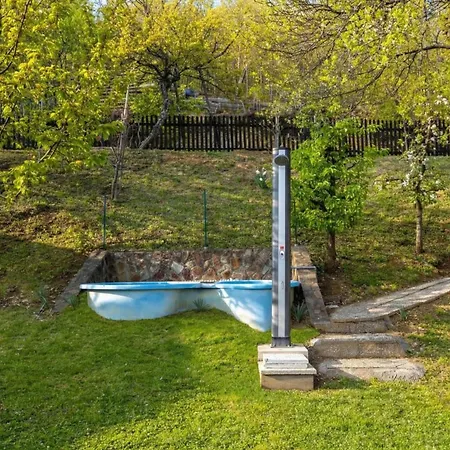 샬레 Rudnica Hill With Private Garden - Happy *